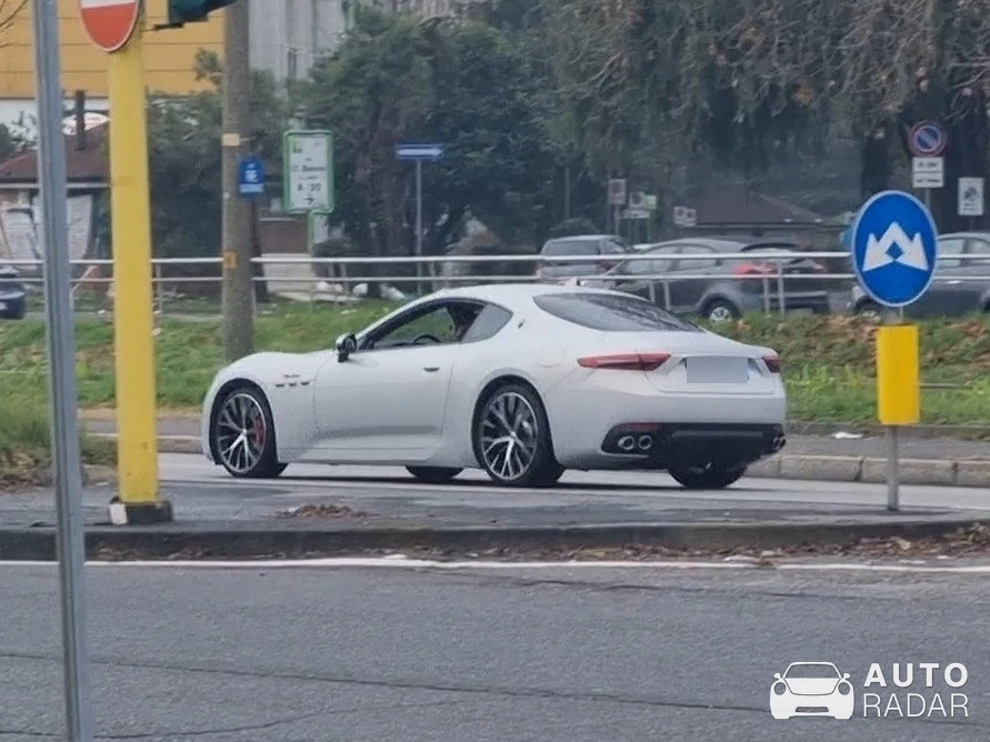 Maserati GranTurismo spotted in Milano, Italy