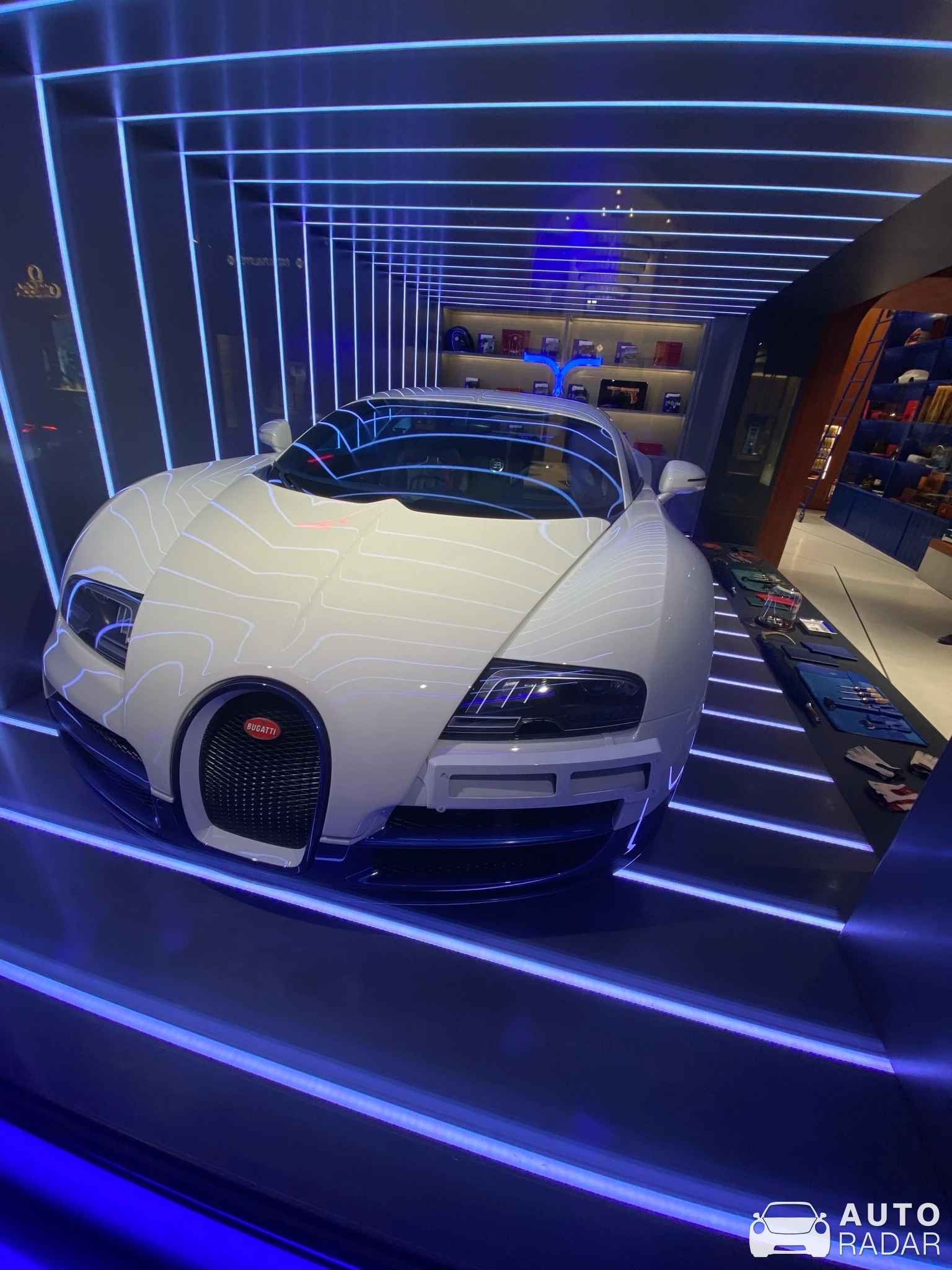 Bugatti Veyron 16.4 Grand Sport L'Or Blanc spotted in Milano