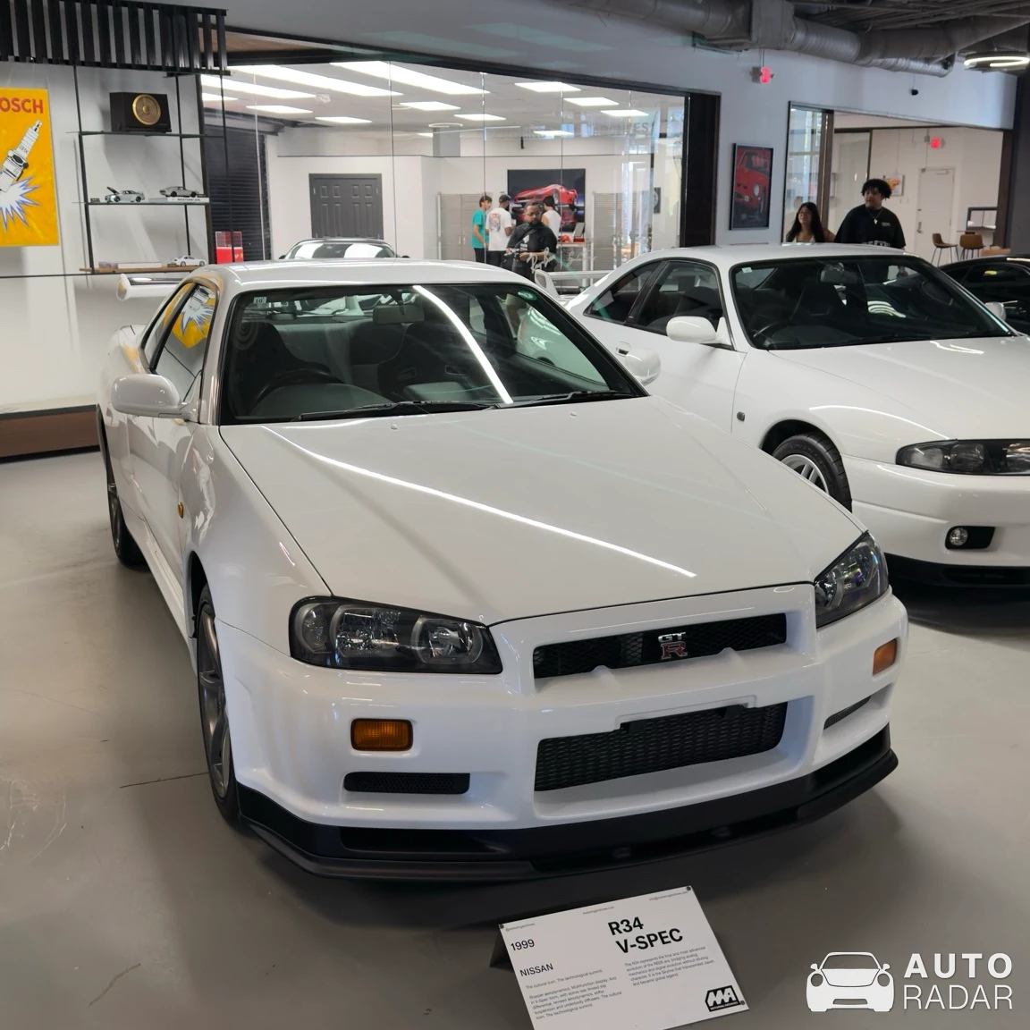 Nissan Skyline R34 GT-R V-Spec spotted in Miami