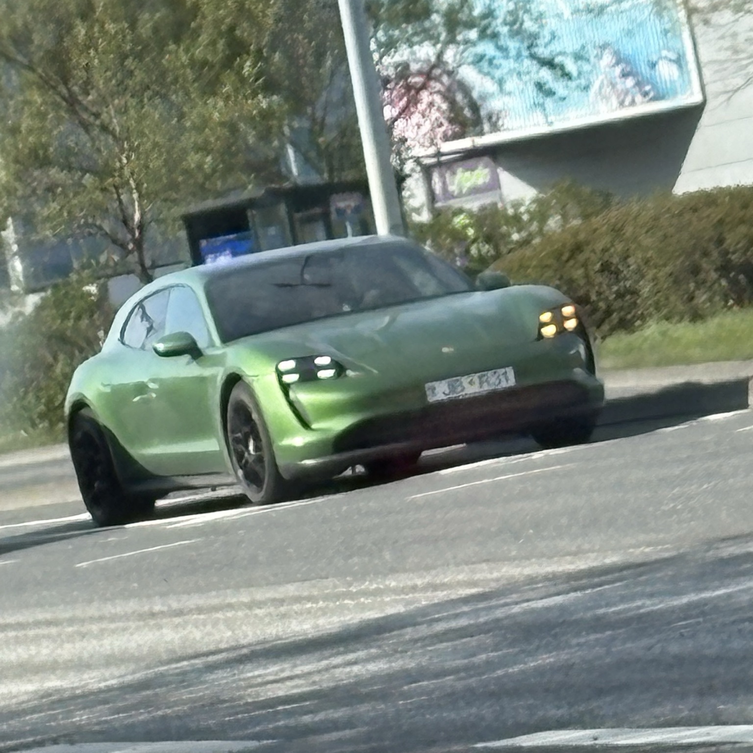 Porsche Taycan Turbo Cross Turismo