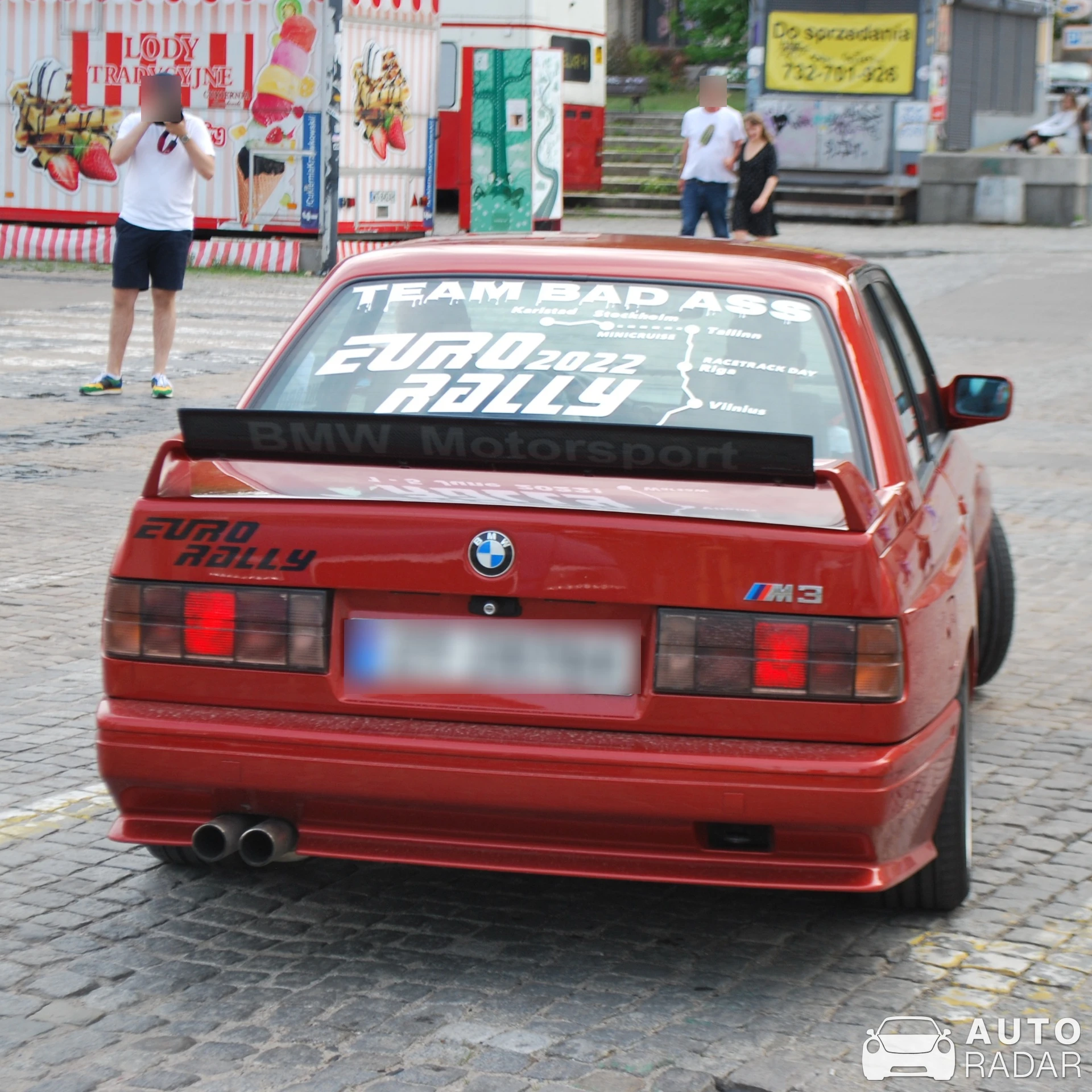 BMW M3 E30 spotted in Warszawa, Poland
