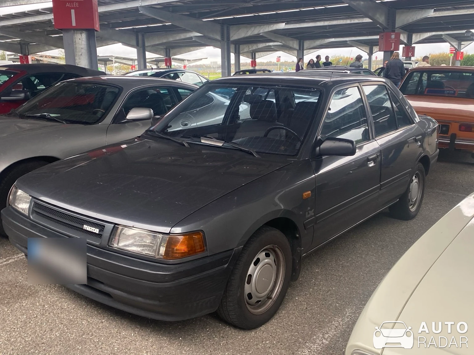 Mazda 323F spotted in Lyon
