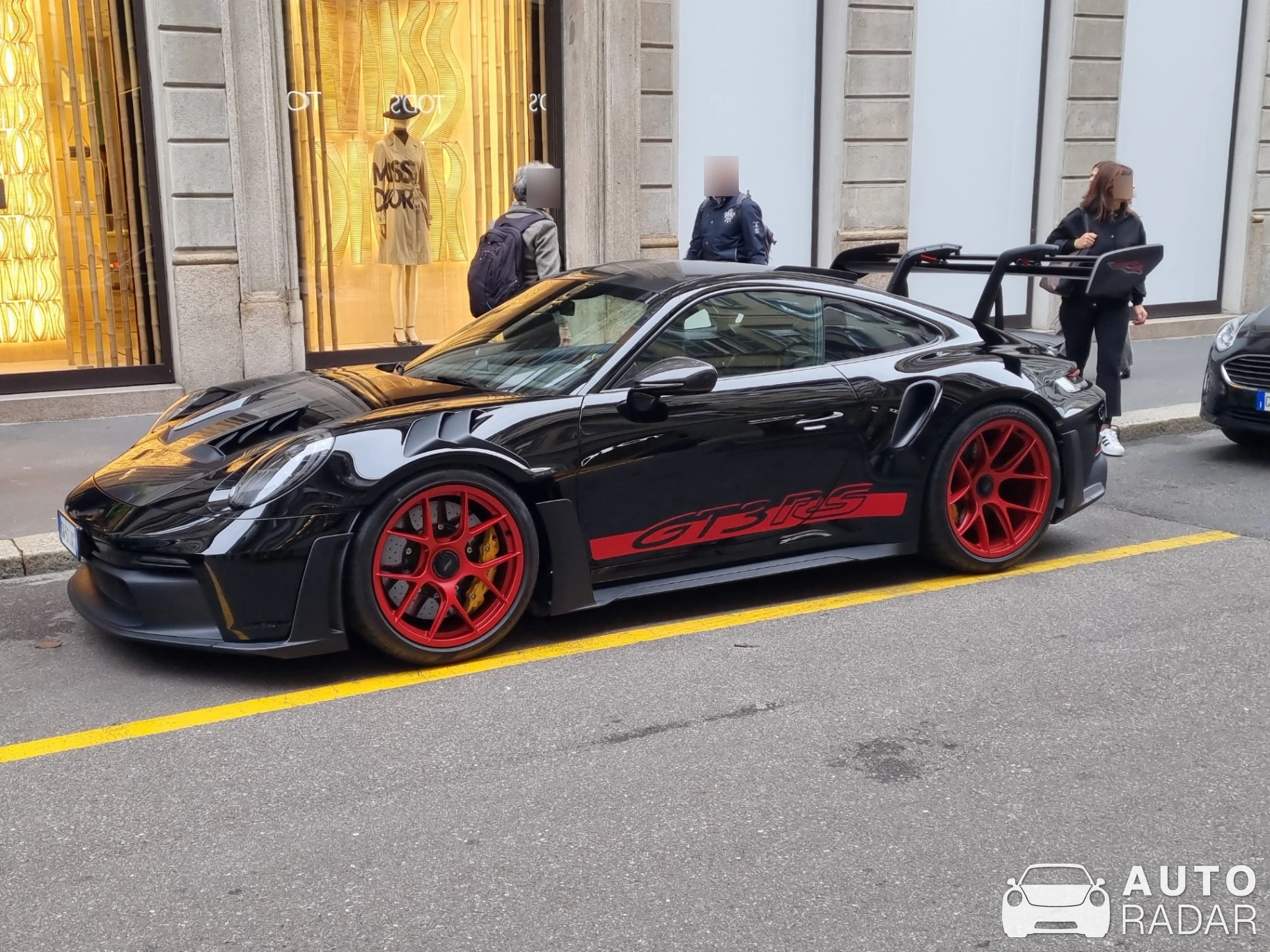 Porsche 992 GT3 RS MkI spotted in Milano, Italia