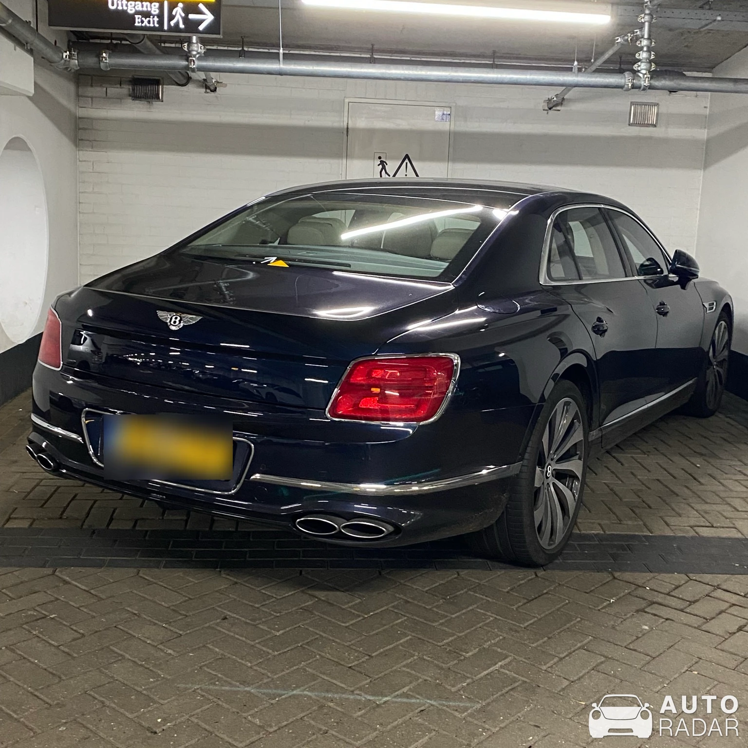 Bentley Flying Spur W12 2022 Mulliner spotted in Amsterdam