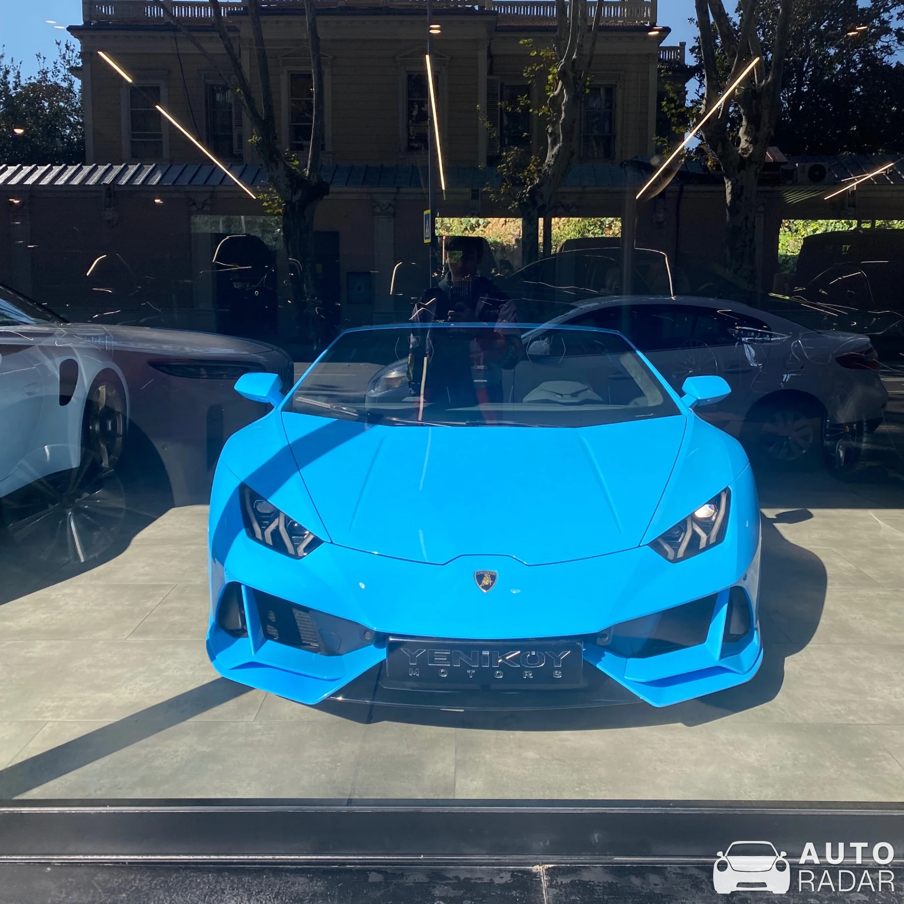 Lamborghini Huracán LP640-4 EVO Spyder spotted in Sarıyer, Türkiye