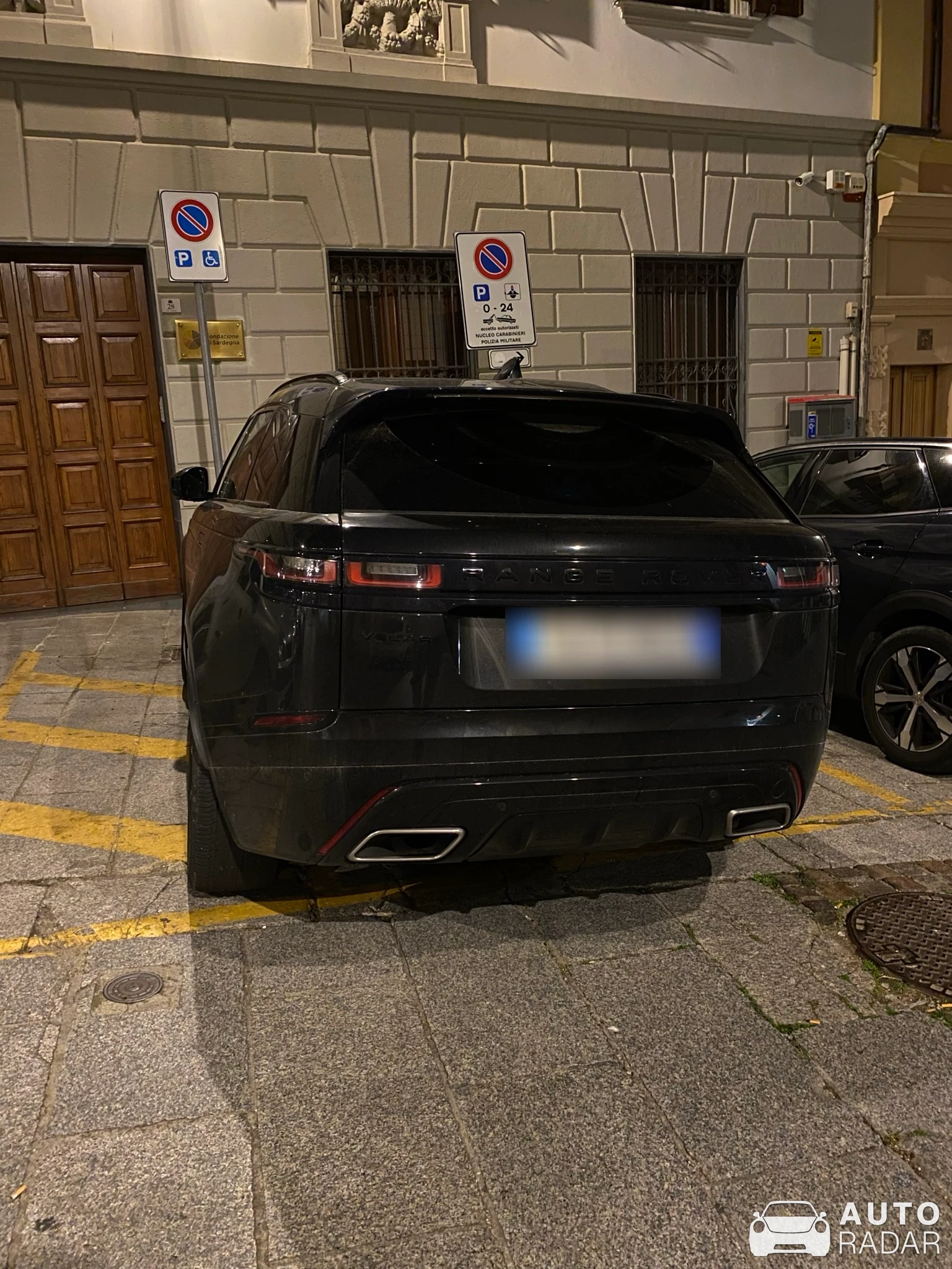 Land Rover Range Rover Velar 2018 spotted in Cagliari