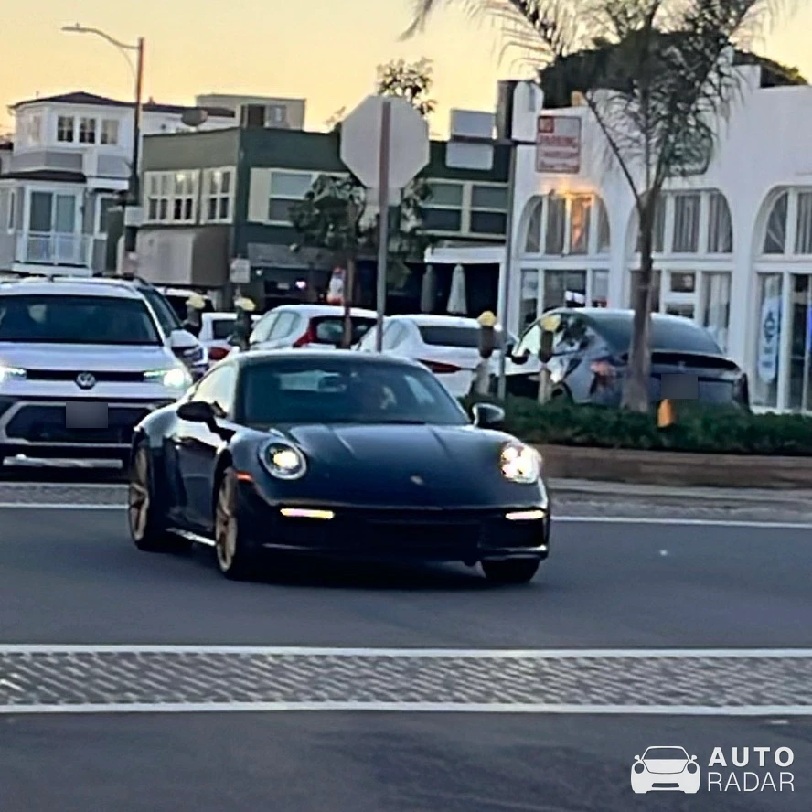 Porsche 992 Carrera MkI spotted in Hermosa Beach, United States