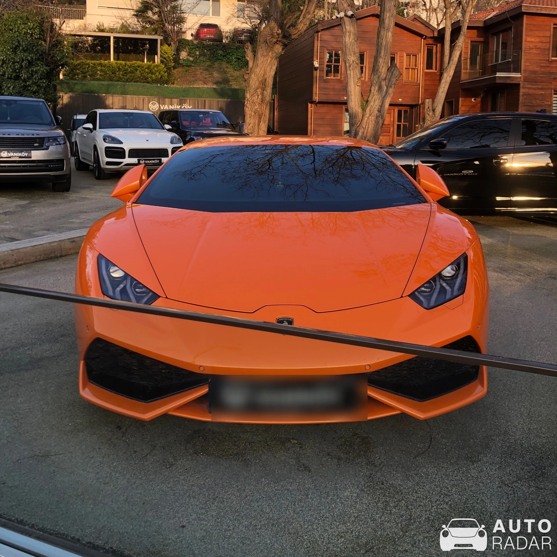 Lamborghini Huracán LP610-4 spotted in Üsküdar, Türkiye