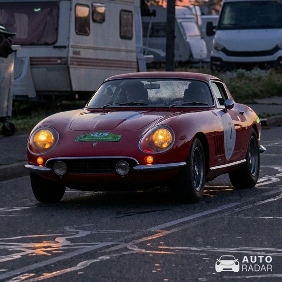 Ferrari 275 GTB/4 spotted in Blagnac