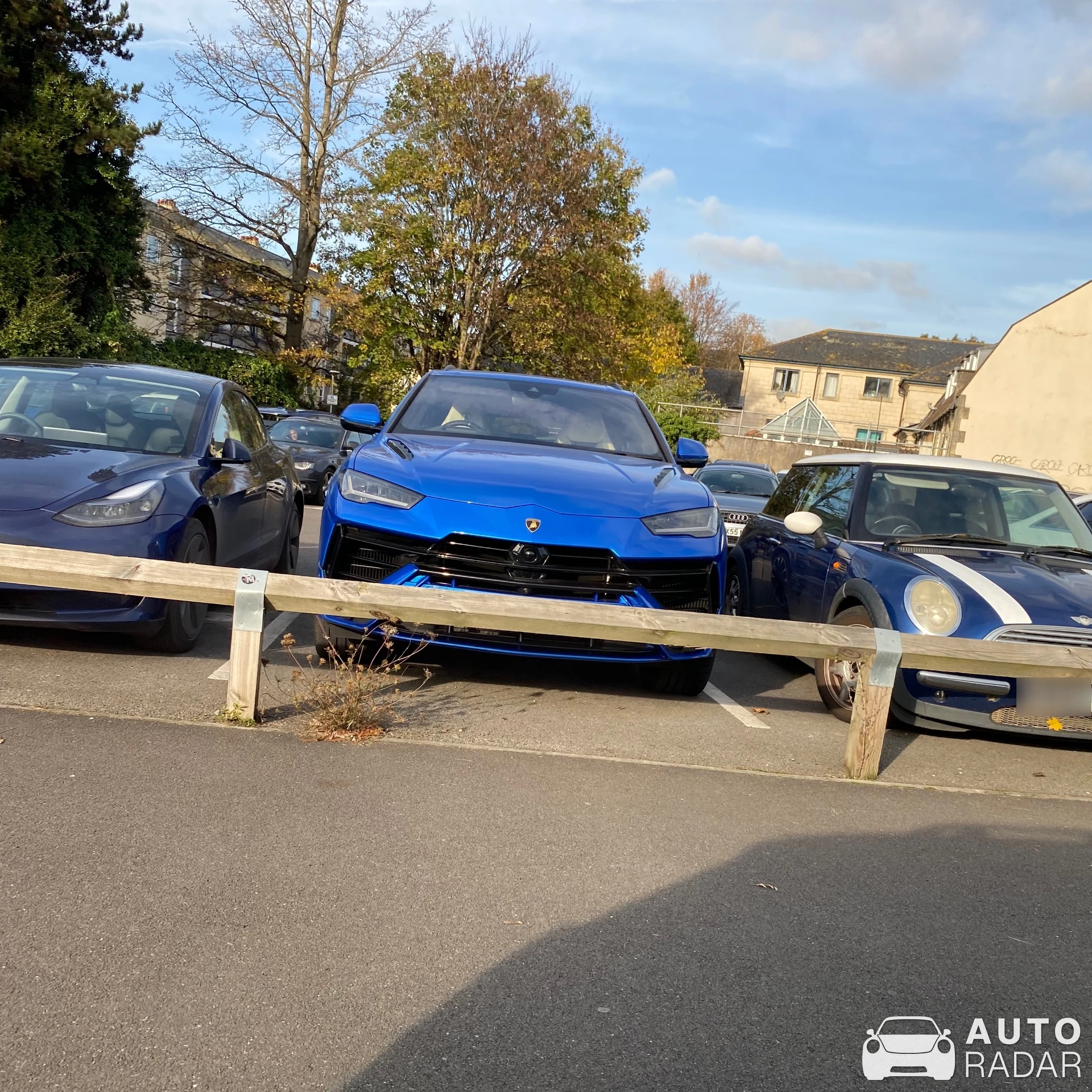Lamborghini Urus S spotted in Bath and North East Somerset, United Kingdom