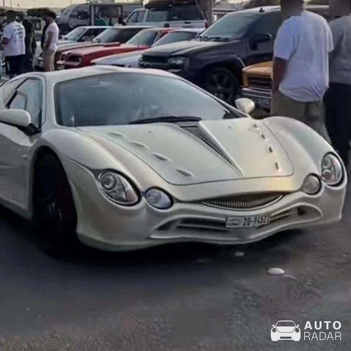 Mitsuoka Orochi spotted in Salmiya, Kuwait