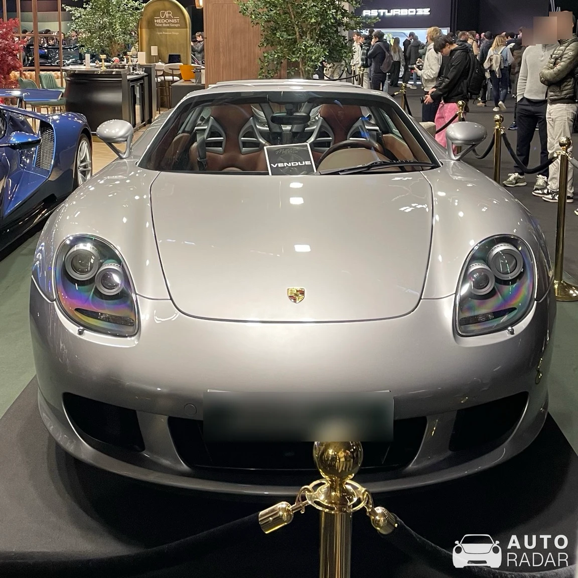 Porsche Carrera GT spotted in Paris, France