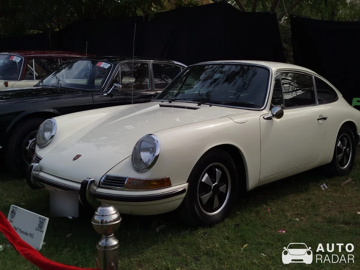 Porsche 912 spotted in Karachi, Pakistan