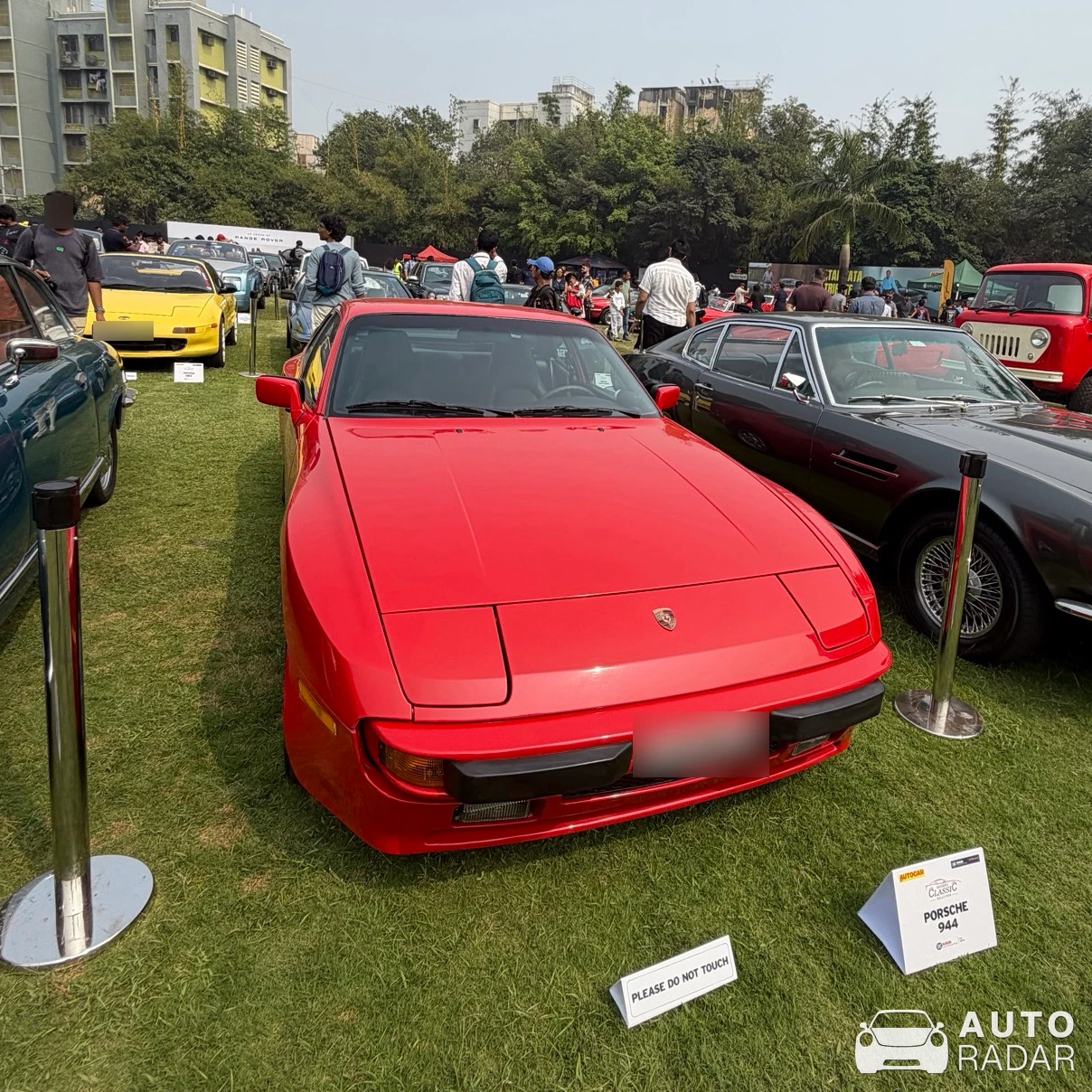Porsche 944 spotted in Mumbai, India