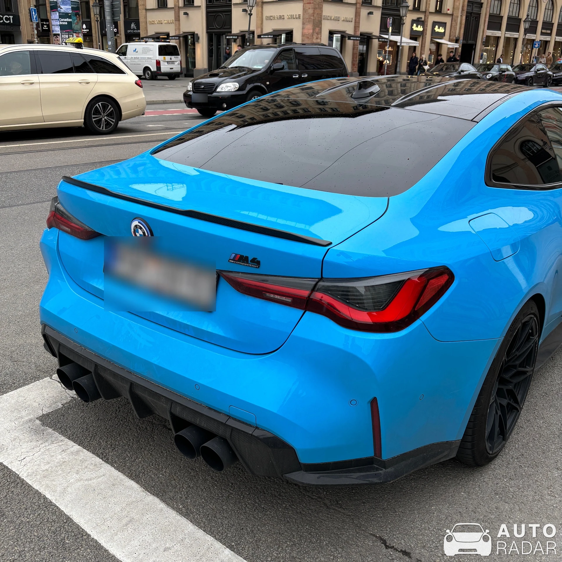 BMW M4 G82 Coupé Competition spotted in München, Tyskland