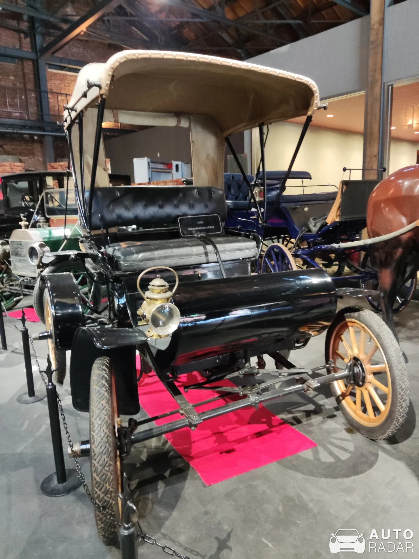 Oldsmobile Curved Dash spotted in 大阪市