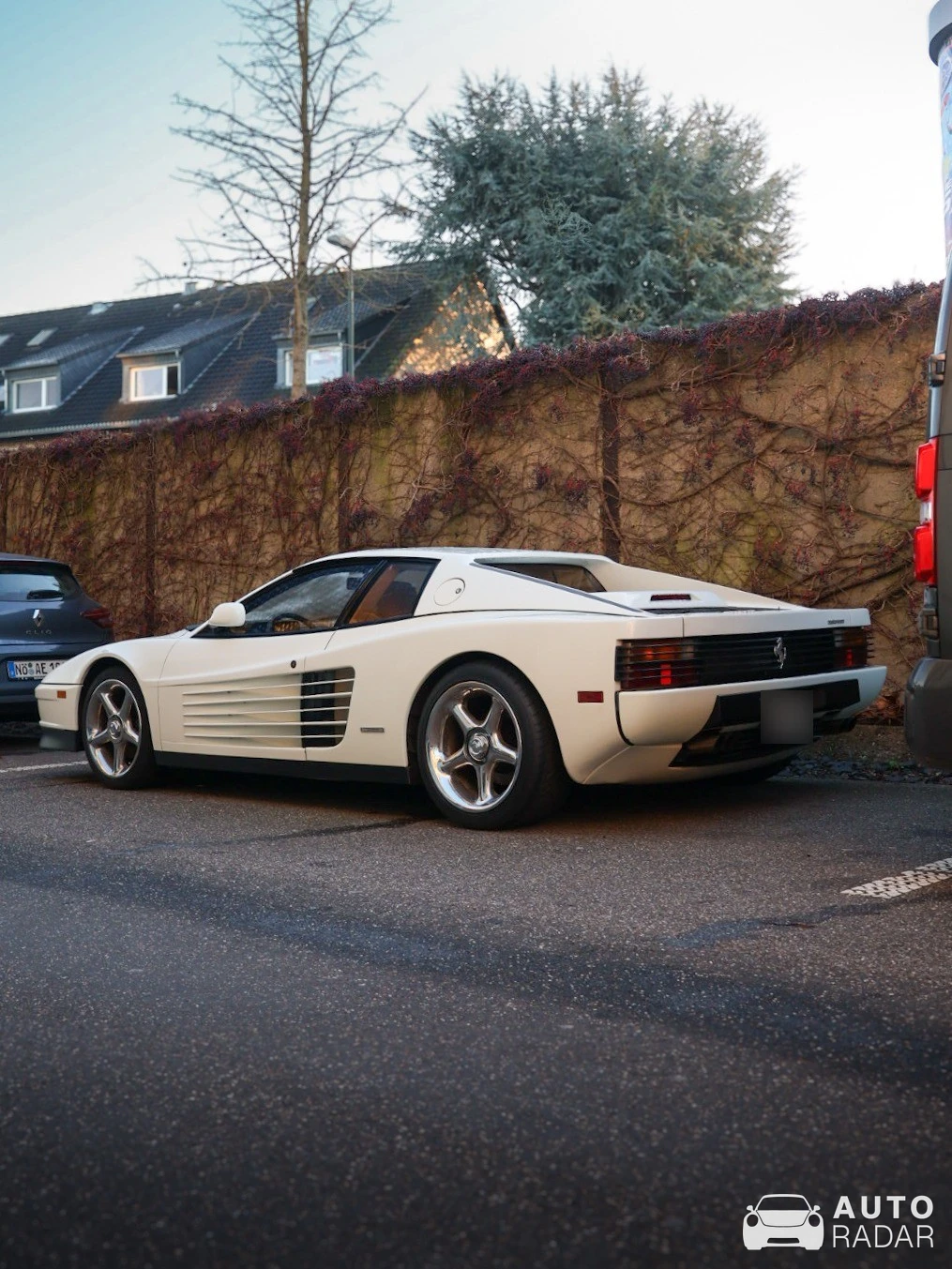 Ferrari Testarossa spotted in Düsseldorf, Germany