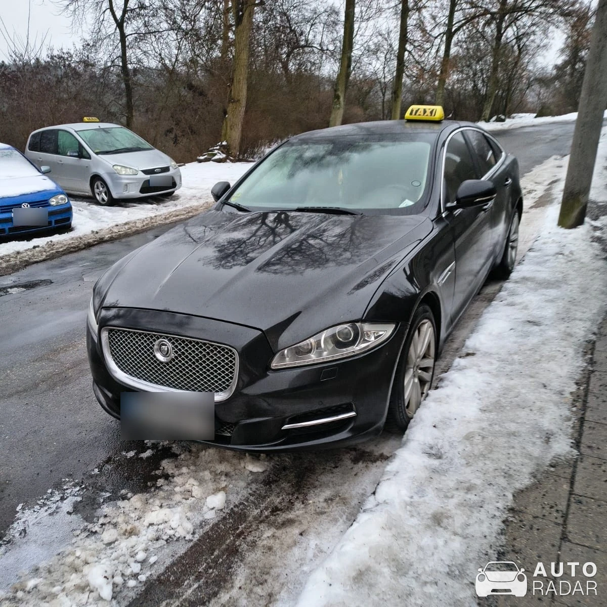 Jaguar XJ spotted in Třebíč, Czech Republic