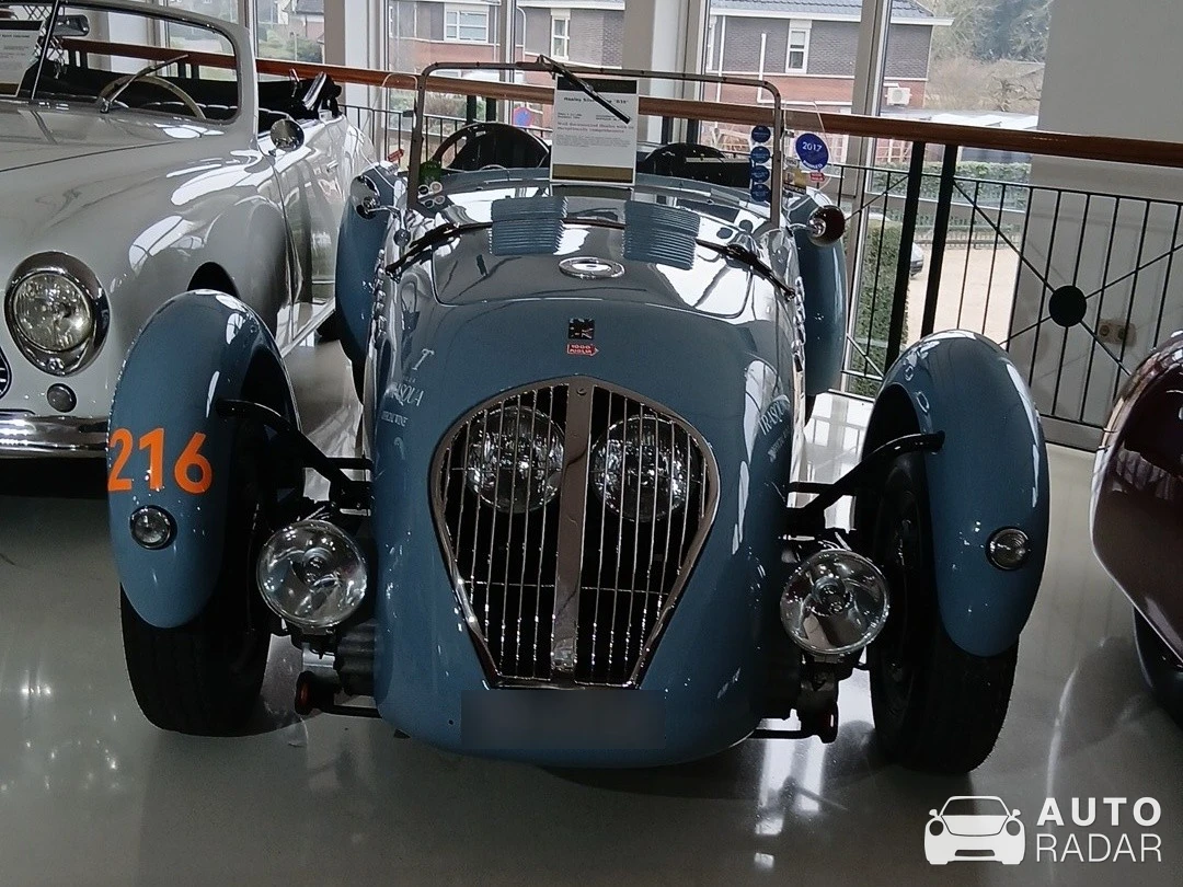 Healey Silverstone spotted in Brummen