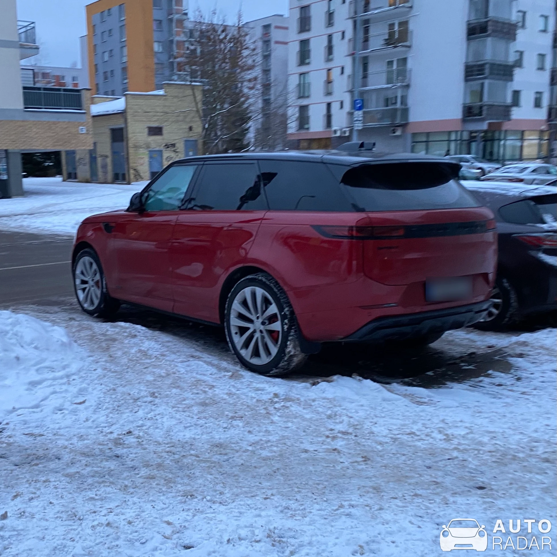 Land Rover Range Rover Sport SVR spotted in Vilnius, Lietuva