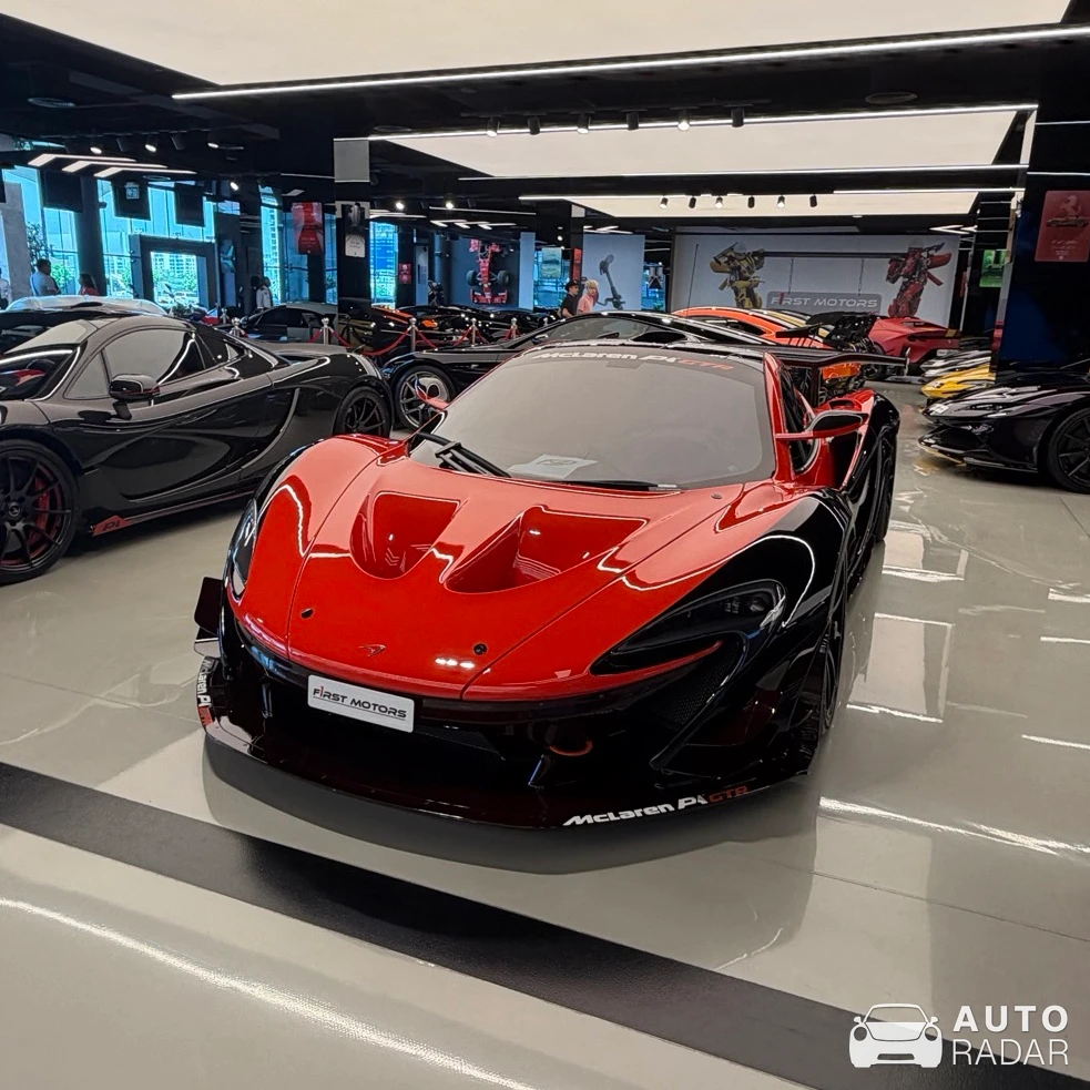 McLaren P1 GTR spotted in Dubai, United Arab Emirates
