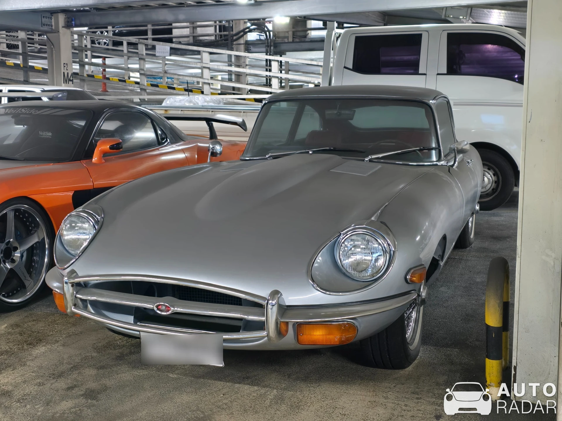 Jaguar E-Type spotted in Seocho District, South Korea