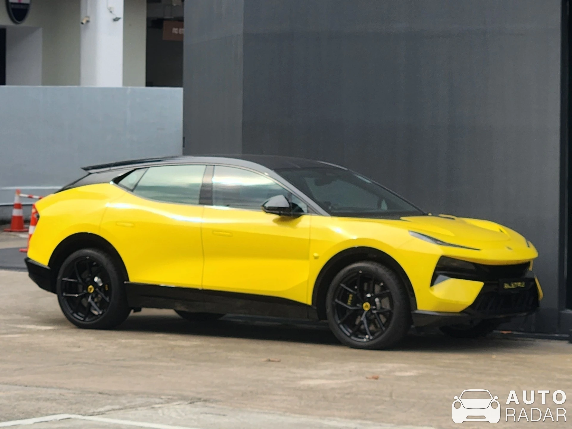 Lotus Eletre spotted in Singapore, Singapore