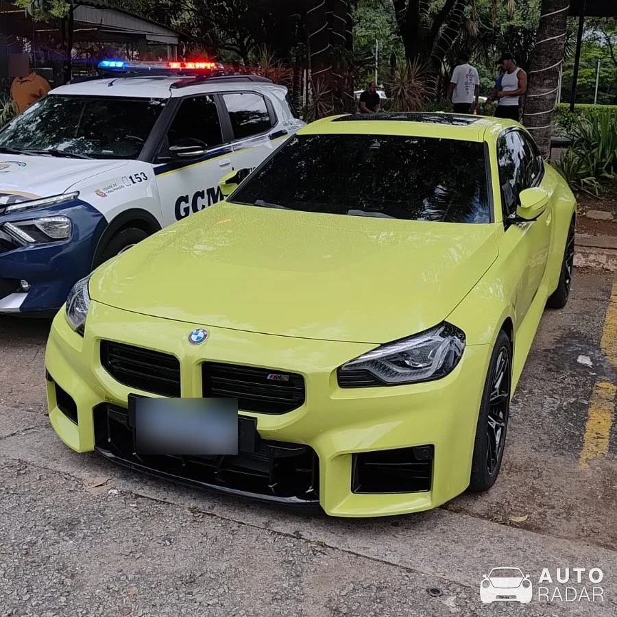 BMW M2 G87 Coupé spotted in São Paulo, Brazil