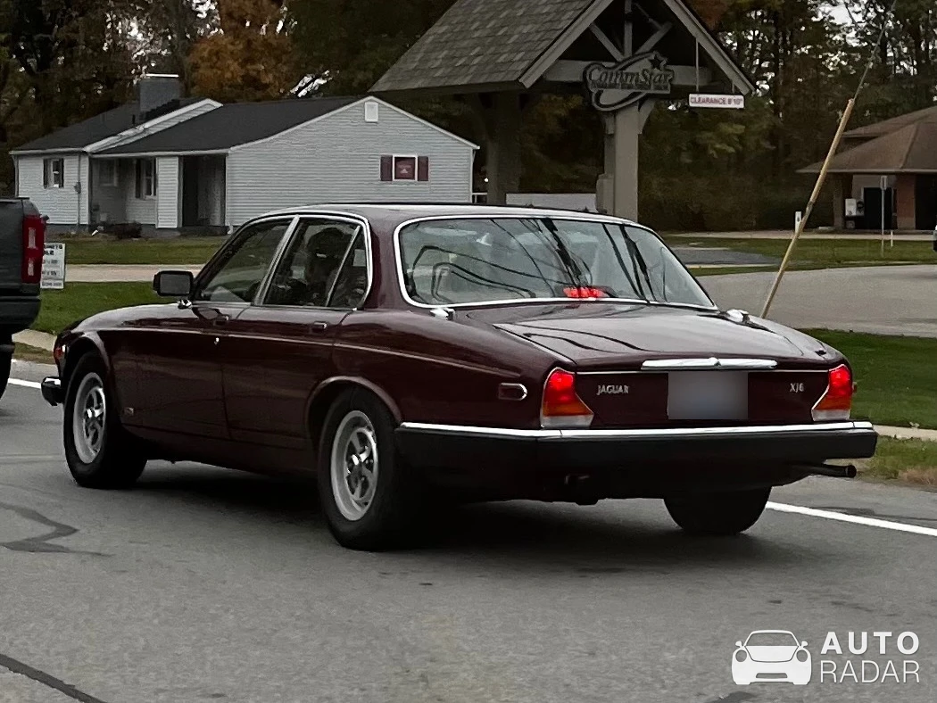 Jaguar XJ spotted in Avon Lake, United States