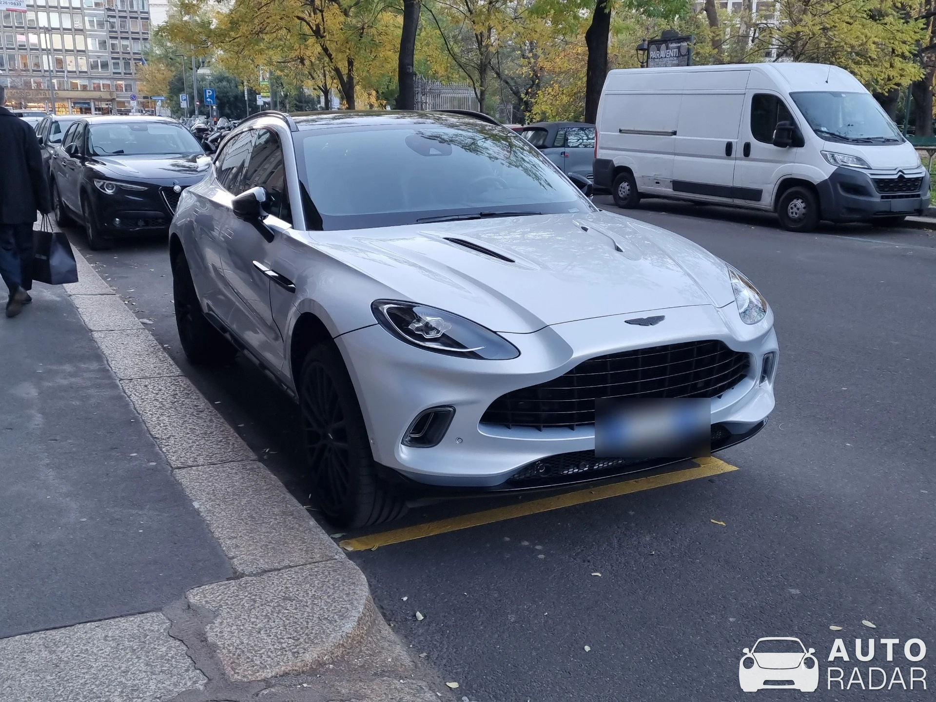 Aston Martin DBX spotted in Milano, Italia