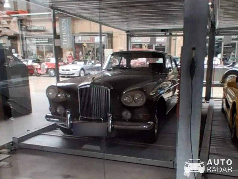 Bentley S3 spotted in Berlin