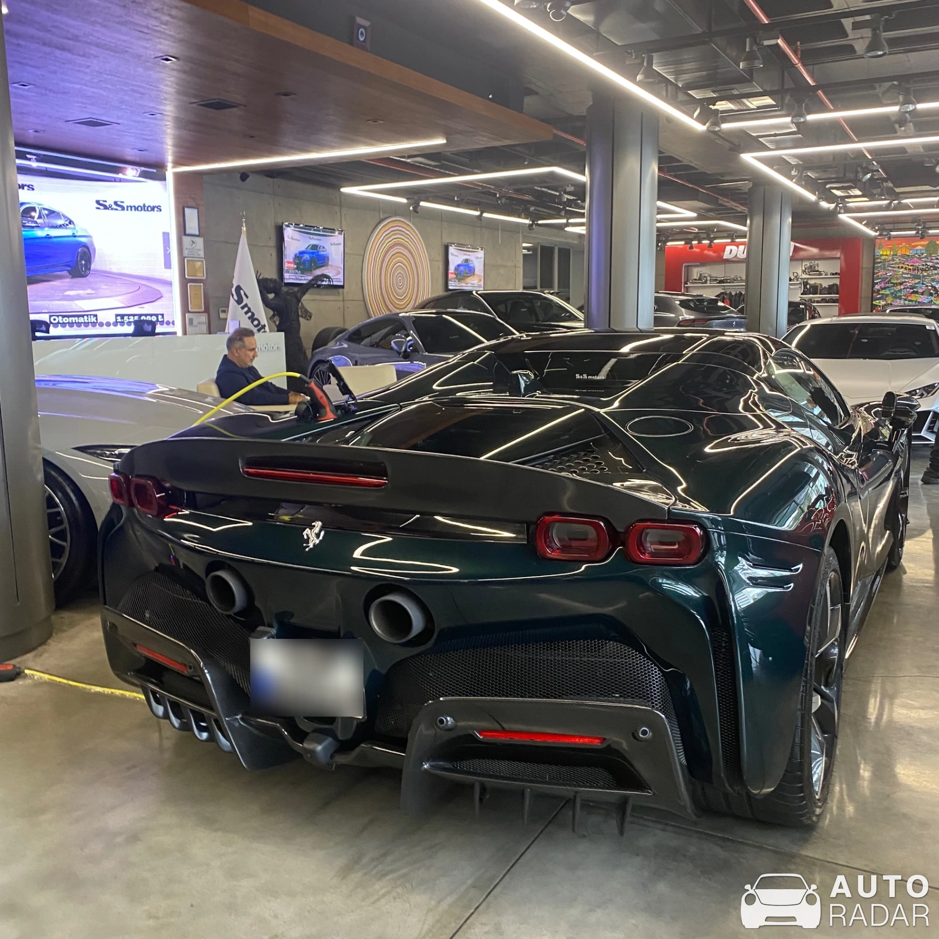 Ferrari SF90 Spider spotted in Şişli, Türkiye