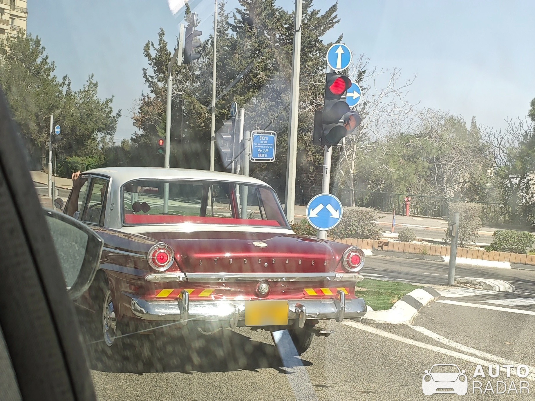 Studebaker Avanti R2 spotted in Ramat HaSharon