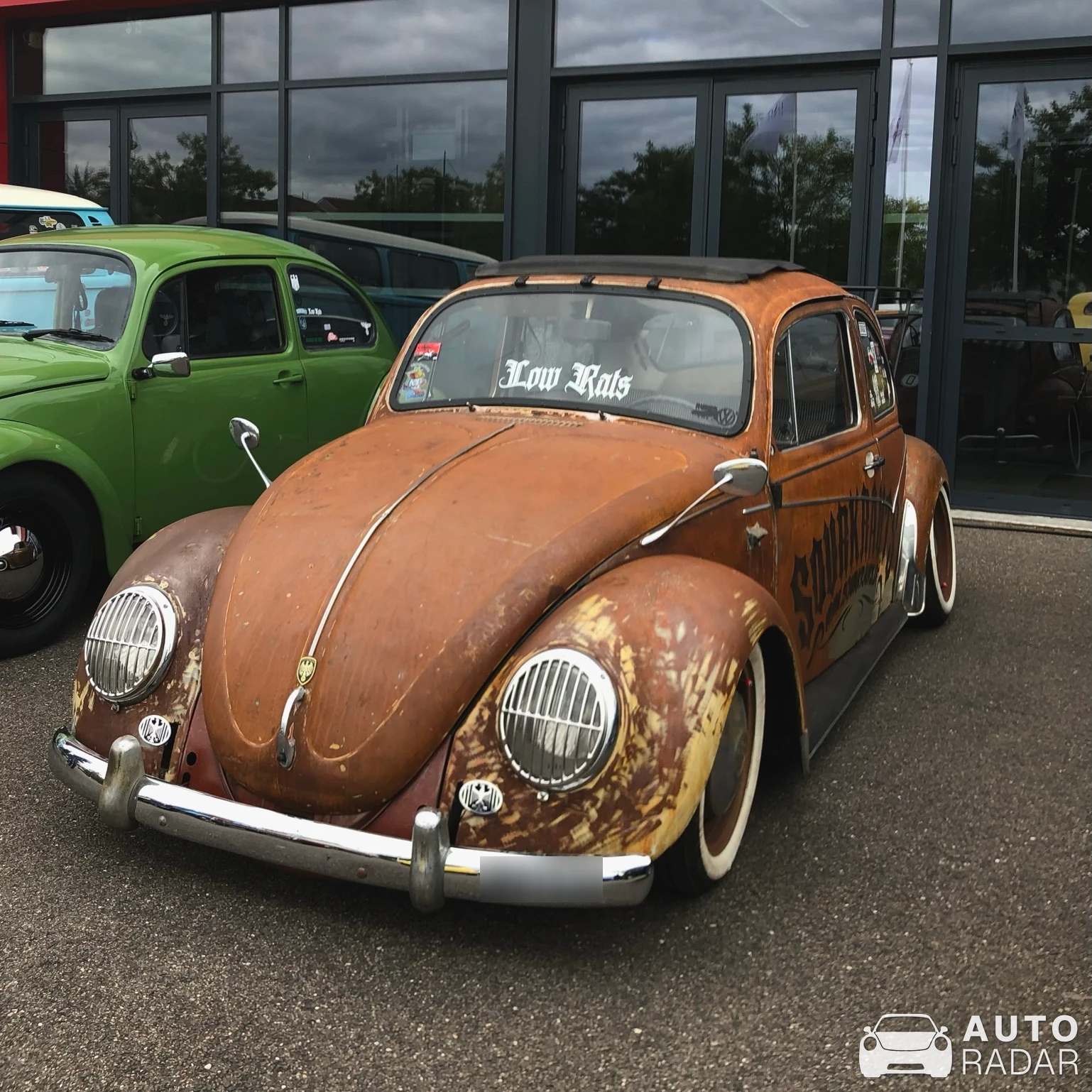 Volkswagen Beetle spotted in Toul, France