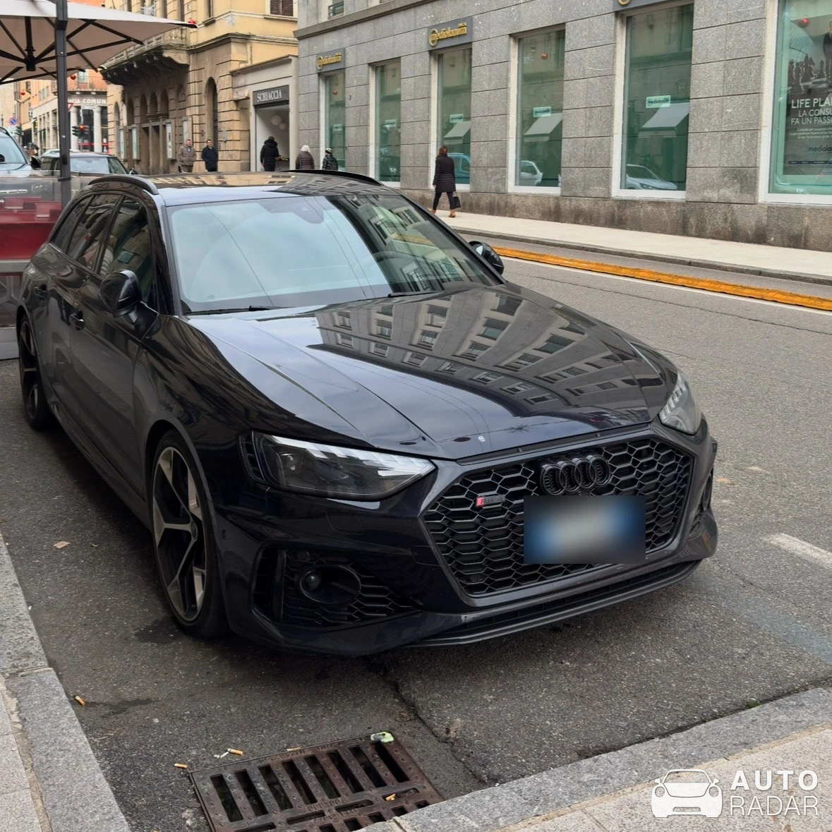 Audi RS4 Avant B9 2020 spotted in Bergamo, Italy