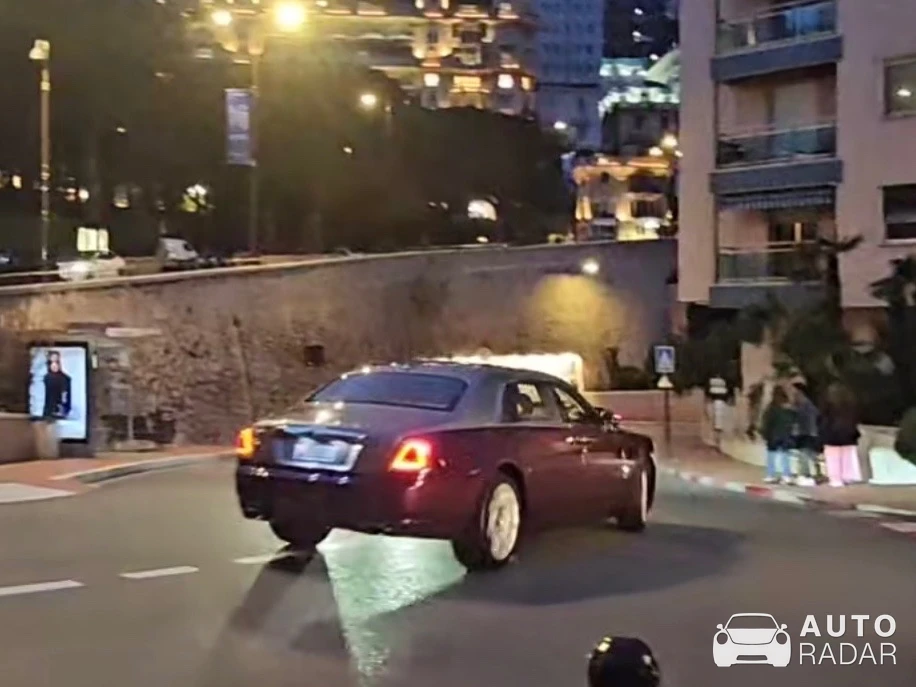 Rolls-Royce Ghost EWB Series II spotted in Monaco