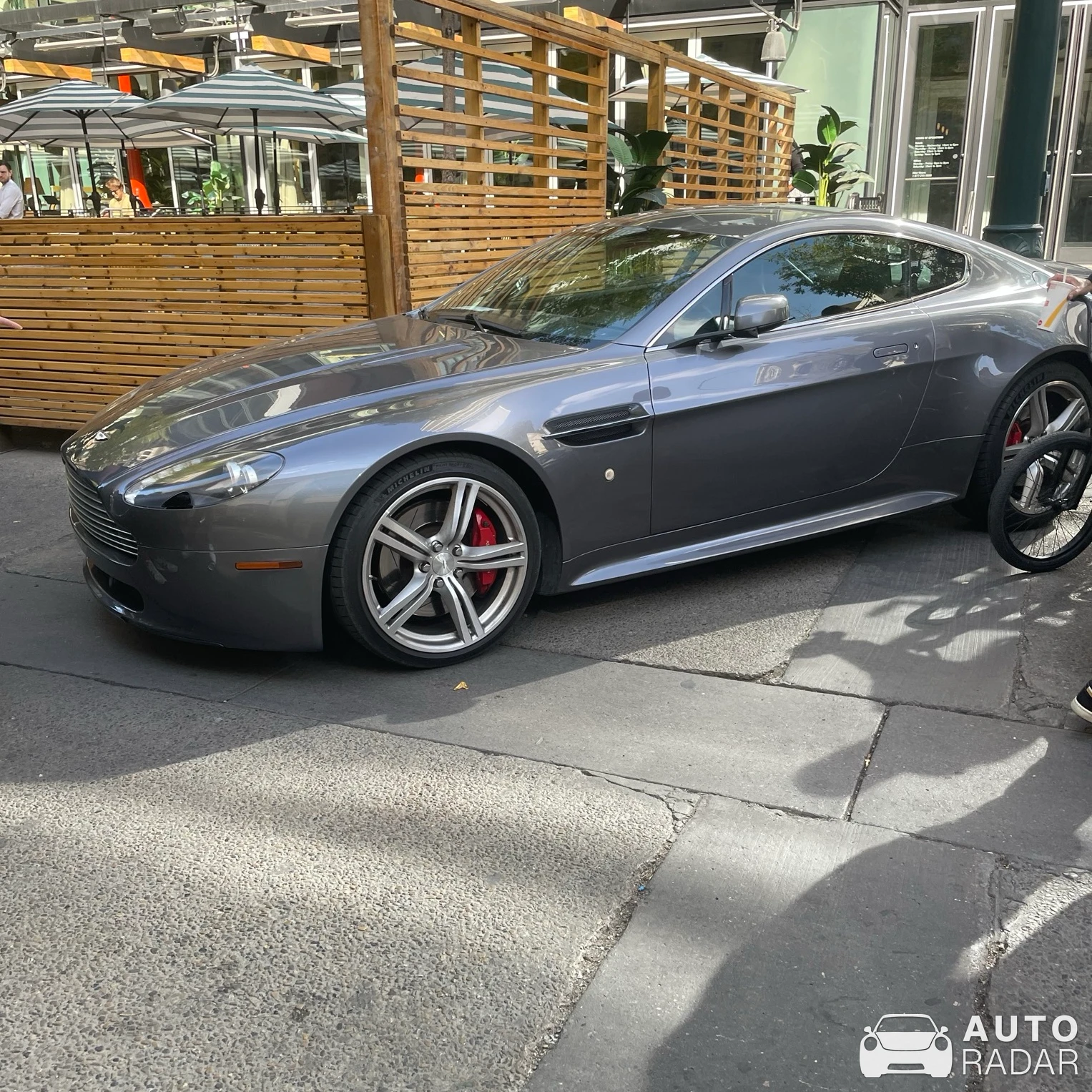 Aston Martin V8 Vantage 2012 spotted in Calgary