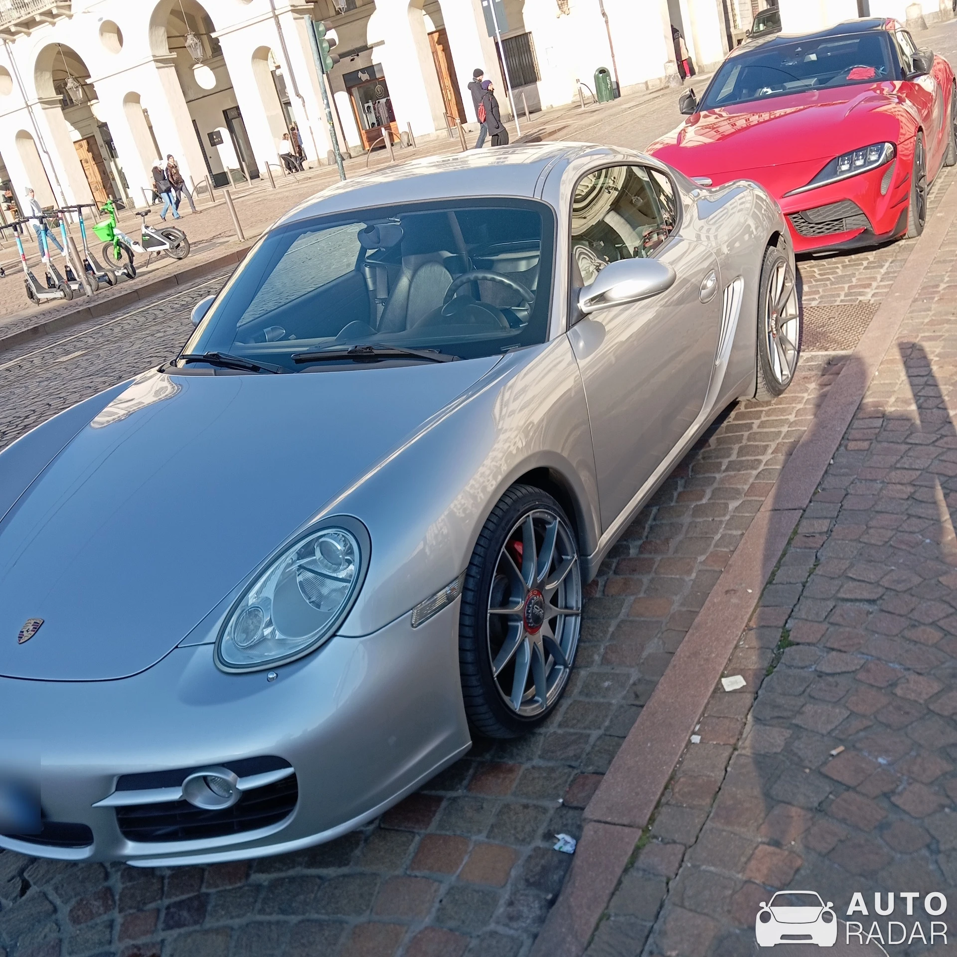 Porsche 981 Cayman S spotted in Torino, Italy