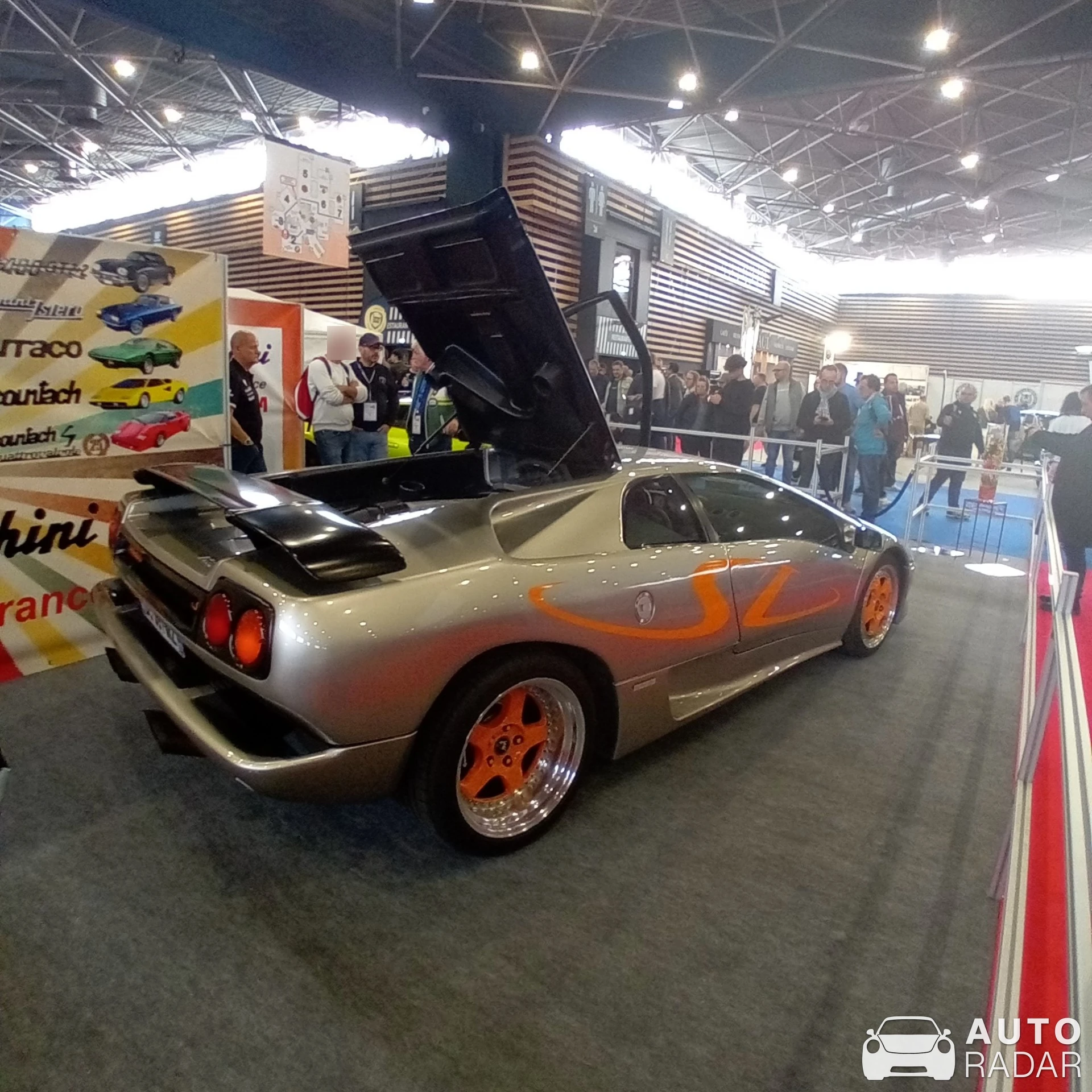 Lamborghini Diablo SV spotted in Lyon, France