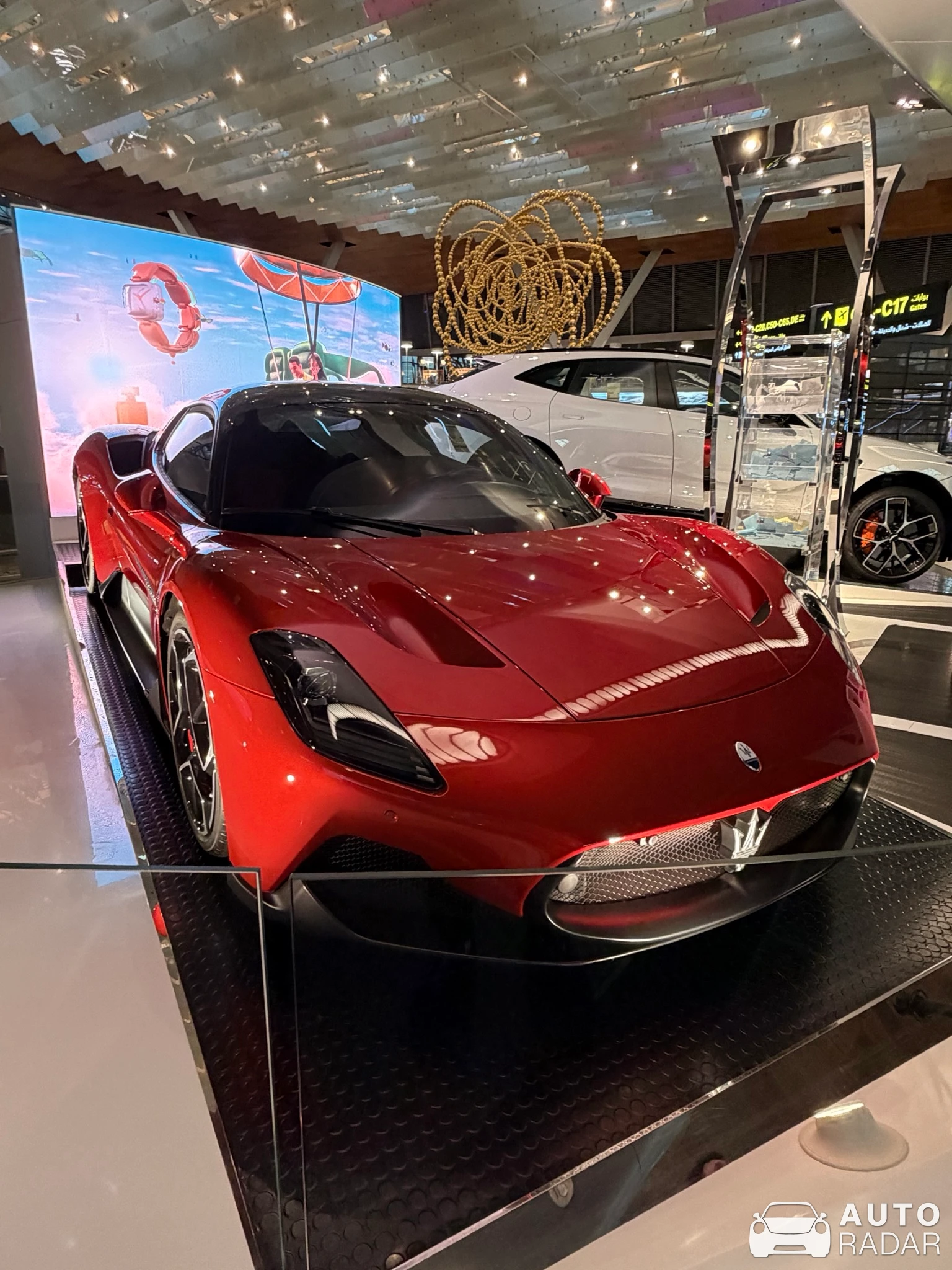 Maserati MC20 spotted in دبي, Emirados Árabes Unidos