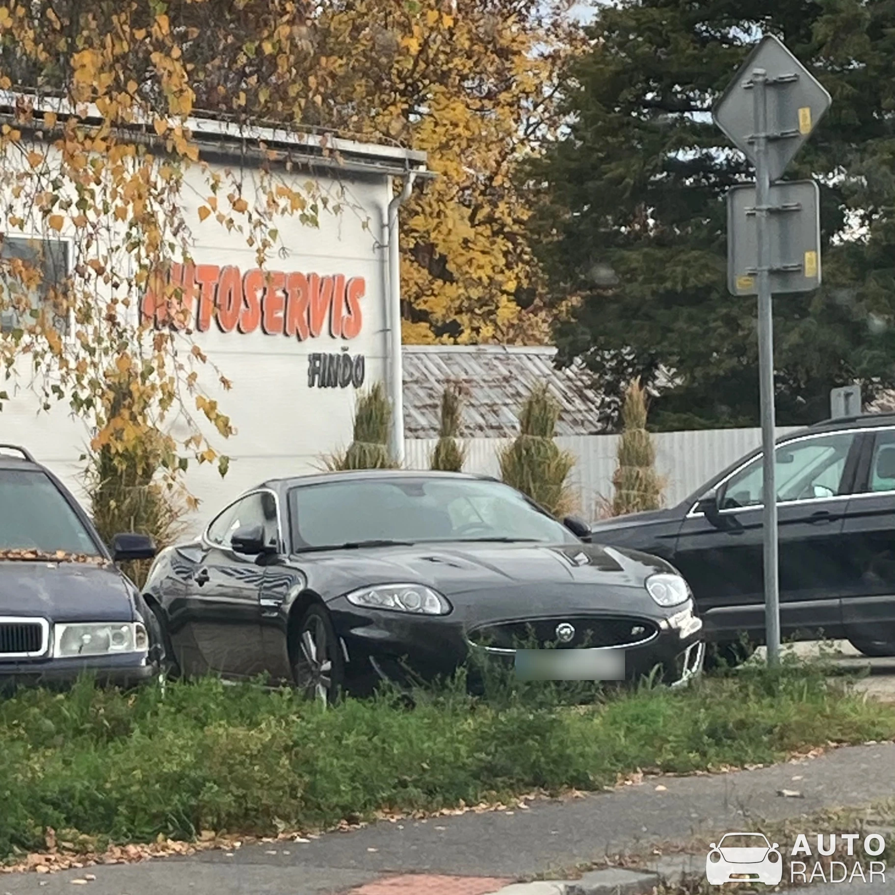 Jaguar XKR spotted in Zvolen, Slovensko