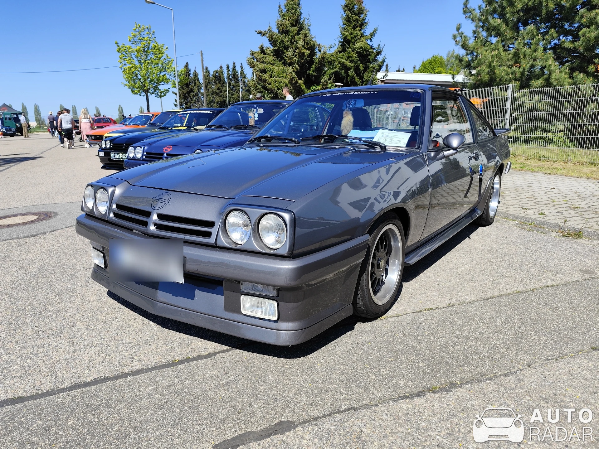 Opel Manta GSi spotted in Hartmannsdorf