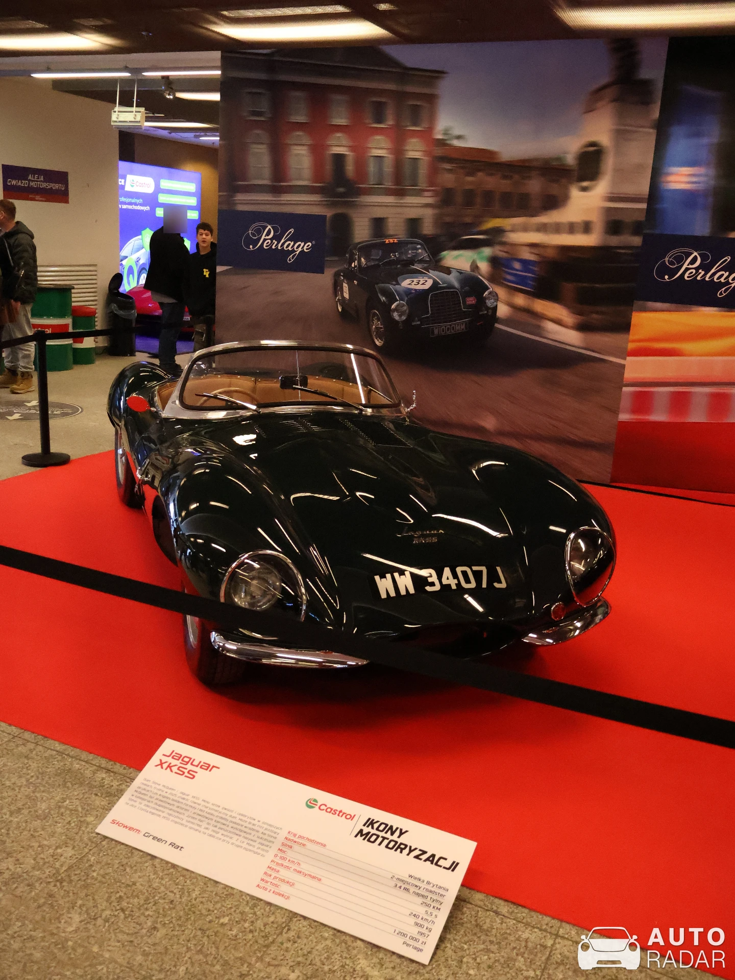 Jaguar XKSS spotted in Warszawa