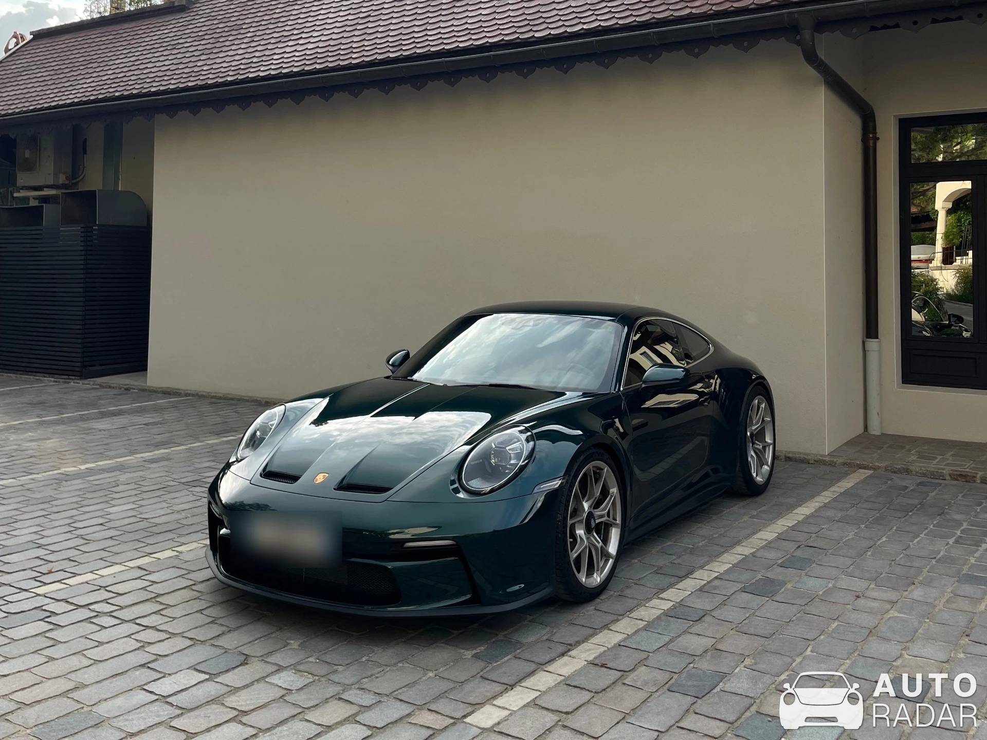 Porsche 992 GT3 Touring MkI spotted in Talloires-Montmin, France