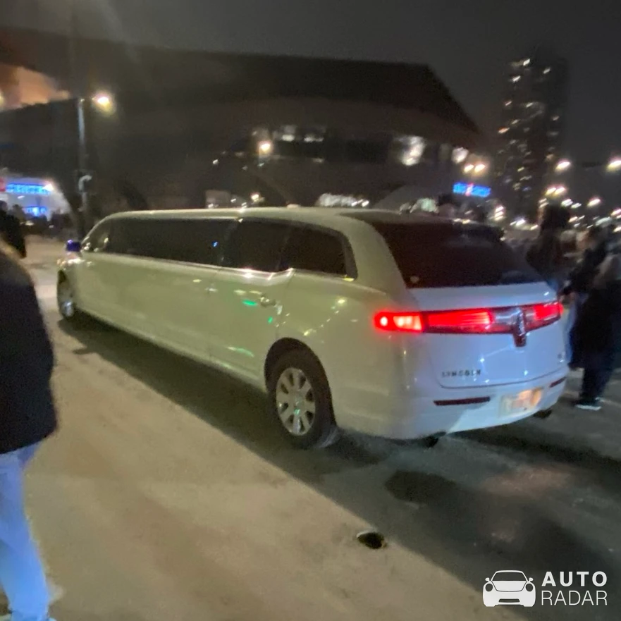 Lincoln MKT Limousine spotted in Calgary