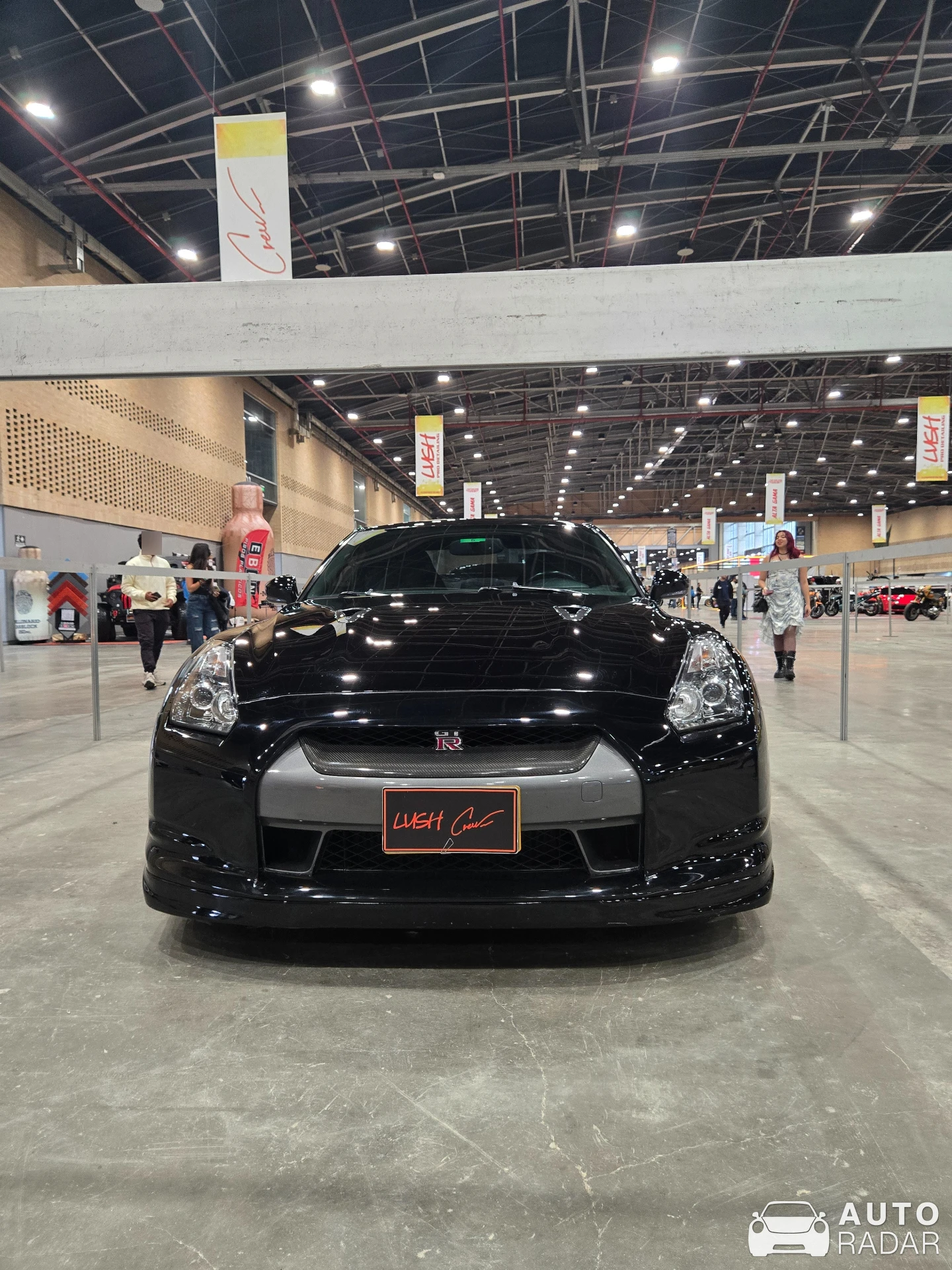 Nissan GT-R R35 spotted in Bogotá, Colombia