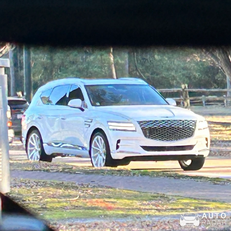 Genesis GV80 spotted in Williamsburg