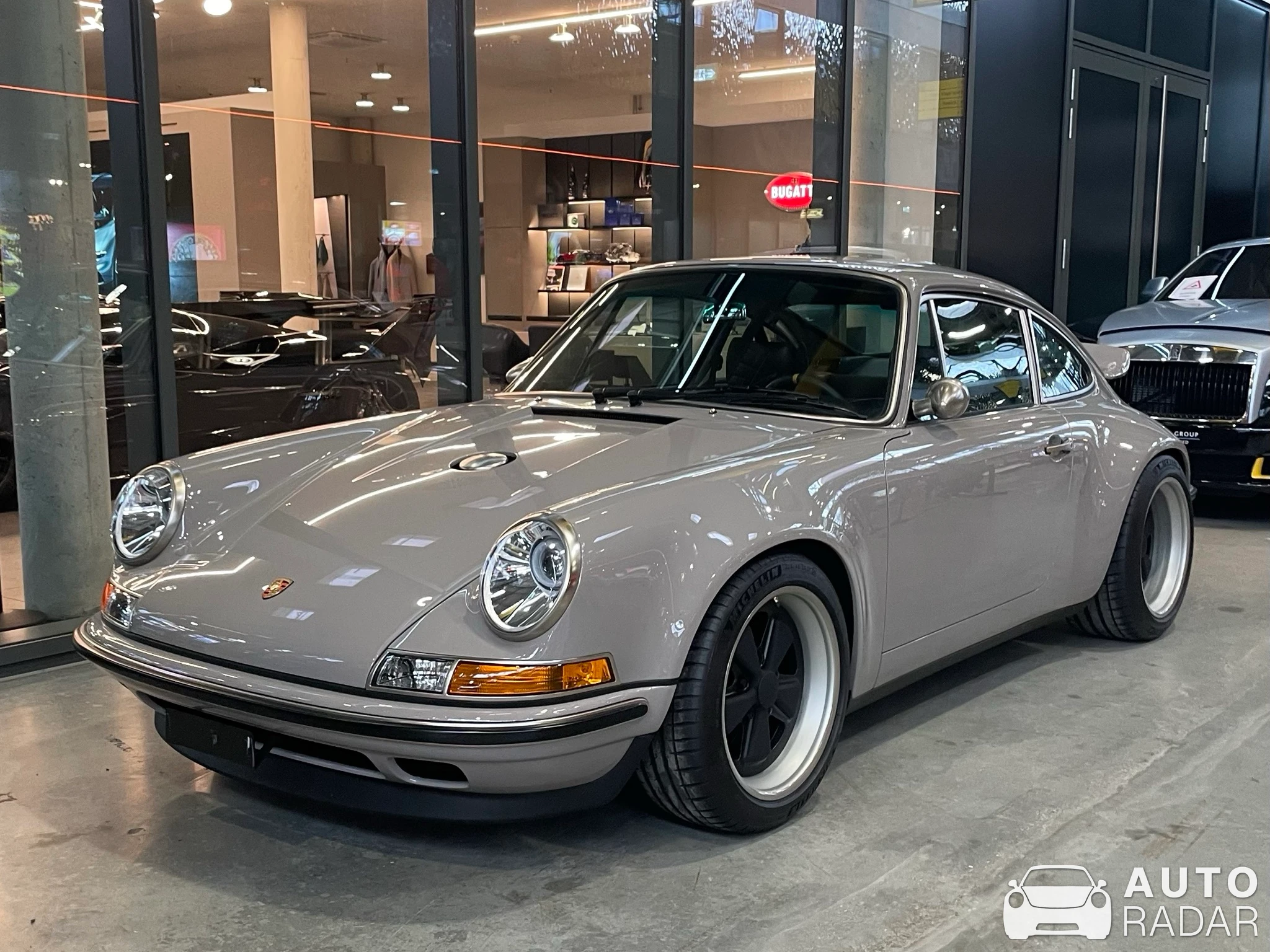 Singer 911 spotted in München, Deutschland