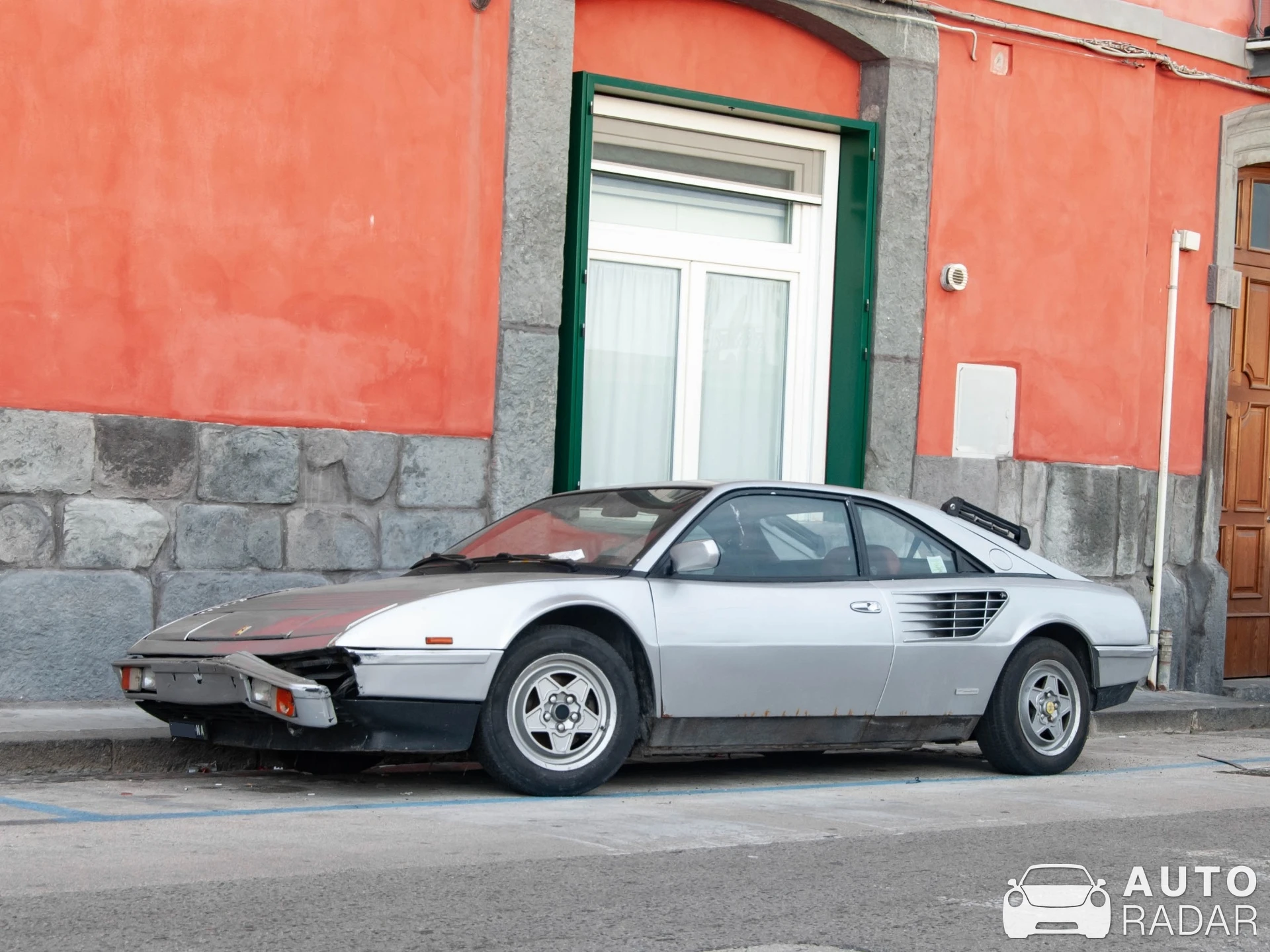 Ferrari Mondial Quattrovalvole spotted in Napoli