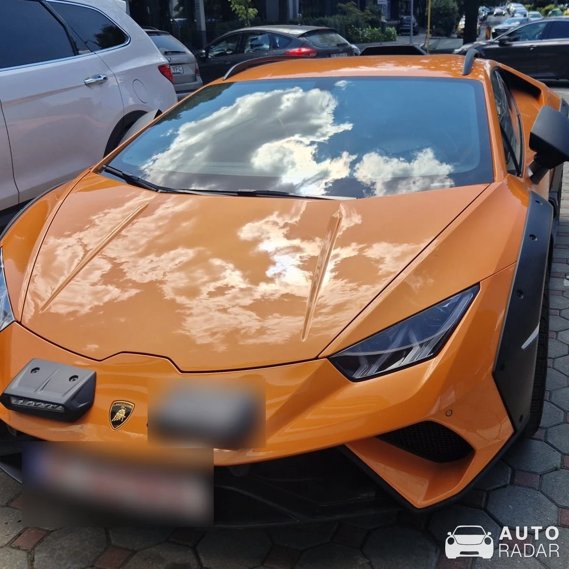 Lamborghini Huracán LP610-4 Sterrato spotted in București, Romania
